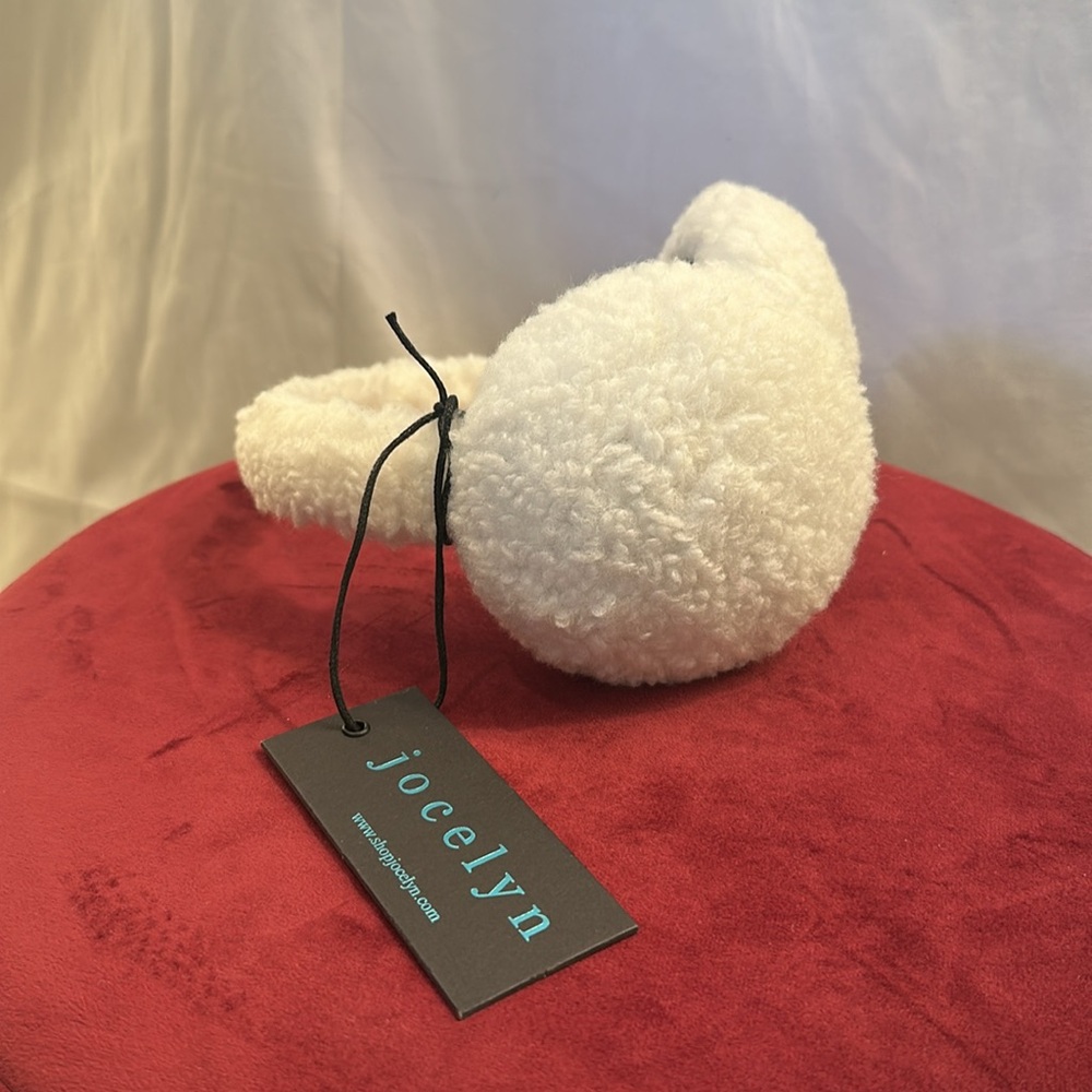 NEW jocelyn Faux Shearling Earmuffs in Ivory white winter ski snow - Picture 3 of 5